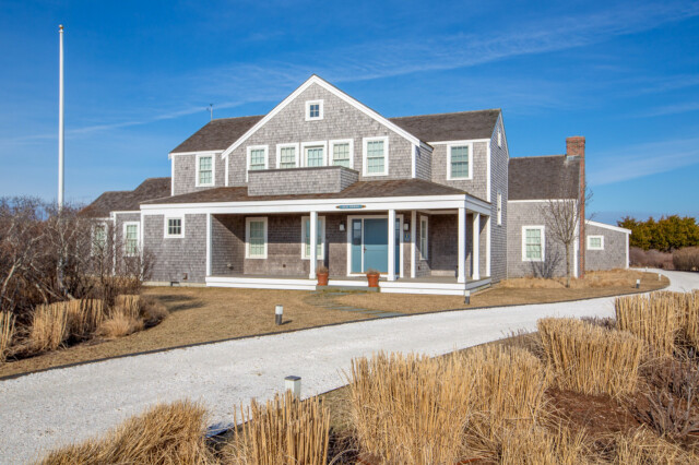 Nantucket custom home mill pond building company 001